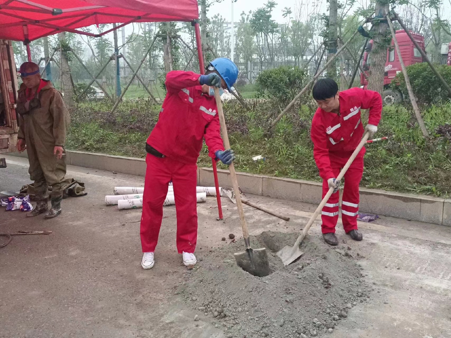 海伦管道疏通哪家好】及时进行市政管道清淤